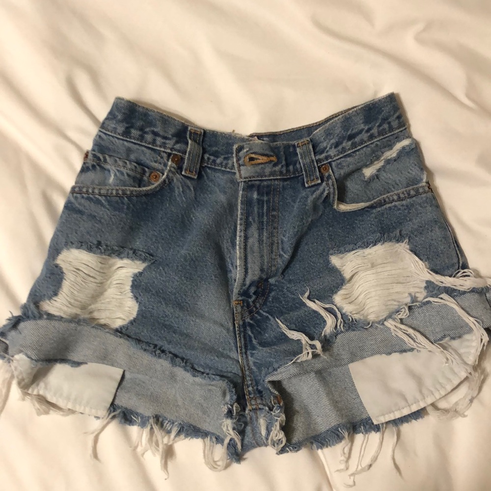 Levi’s - 24